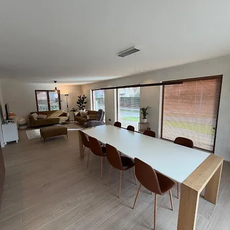 Gezellige Woning Met Grote Tuin Dichtbij Dom wakacyjny *