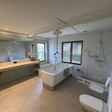 Gezellige Woning Met Grote Tuin Dichtbij